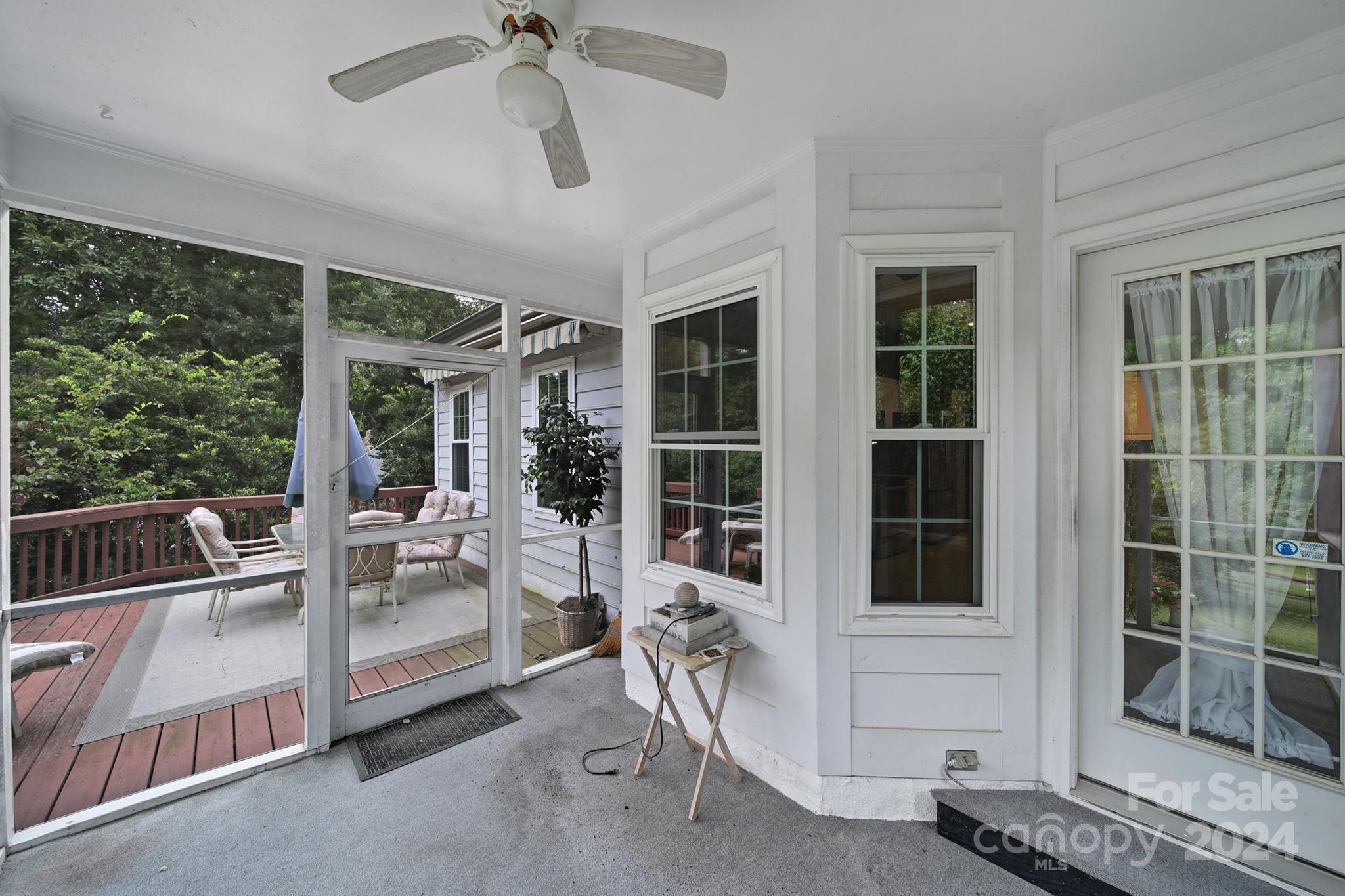 WHITEGROVE - Residential