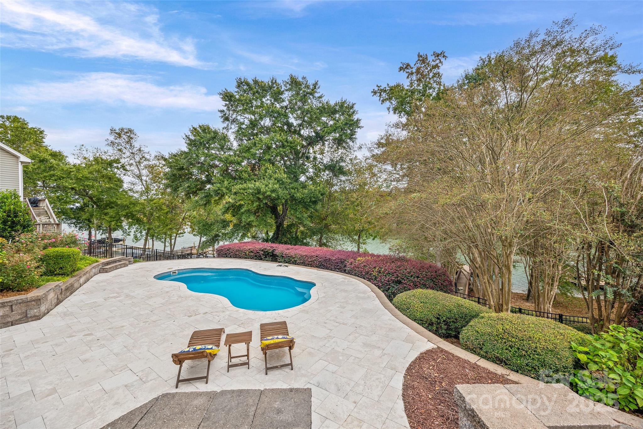Riverfront - Residential