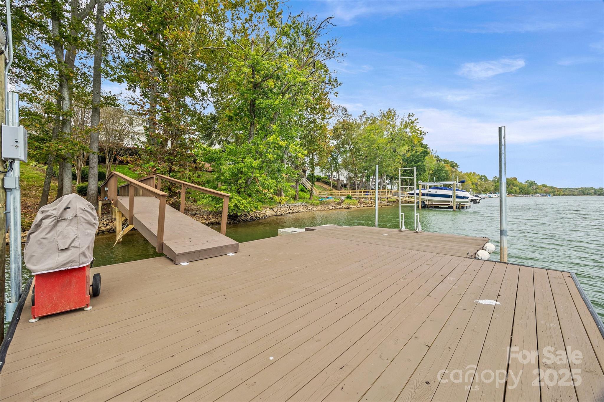 Riverfront - Residential