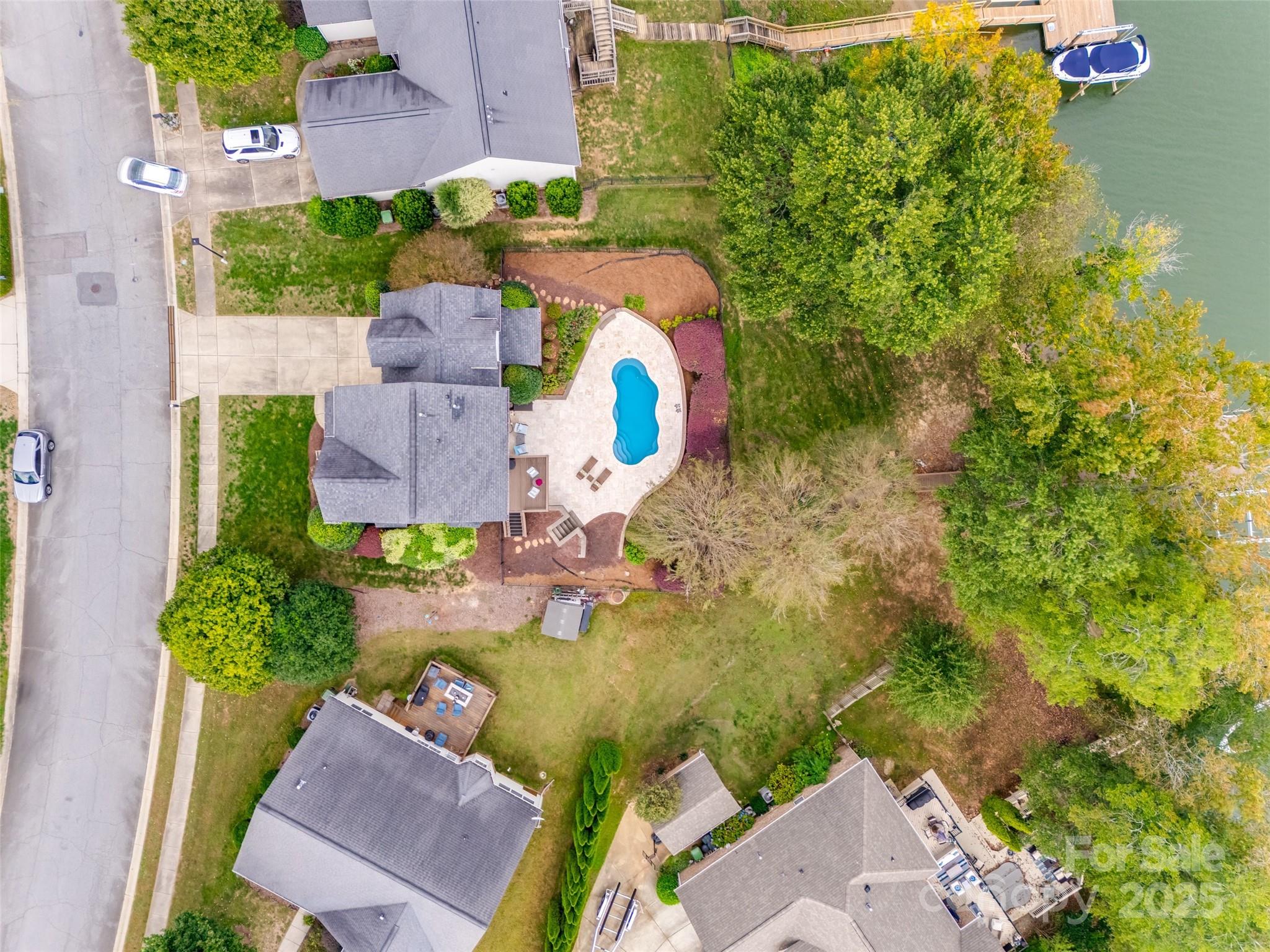 Riverfront - Residential