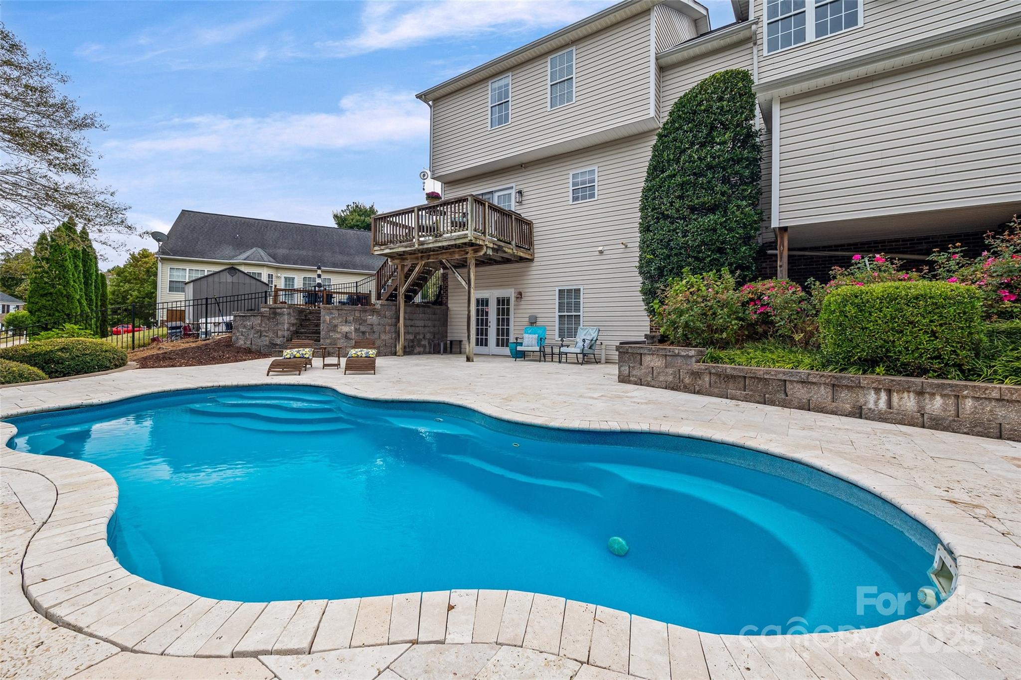 Riverfront - Residential