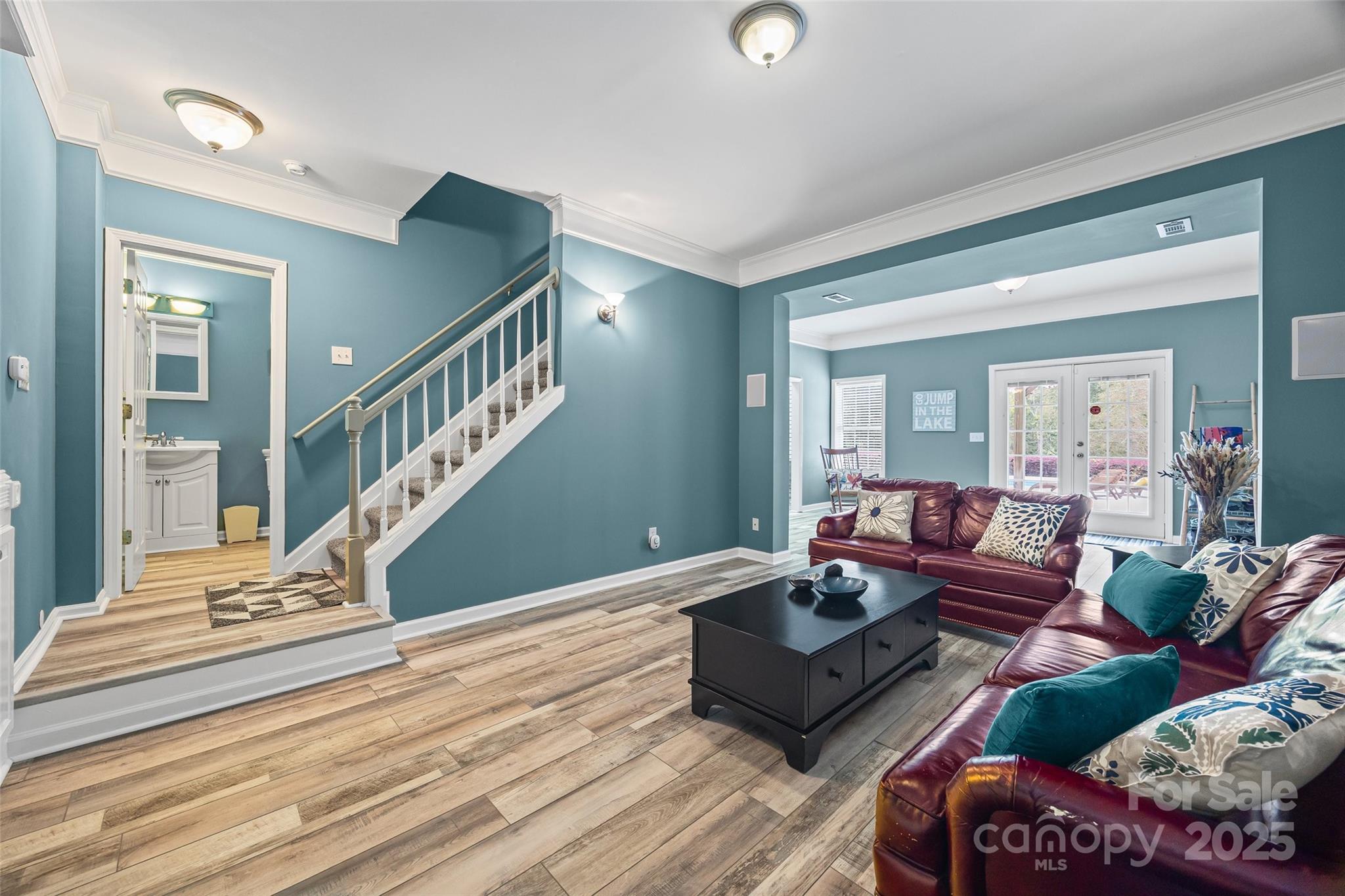 Riverfront - Residential
