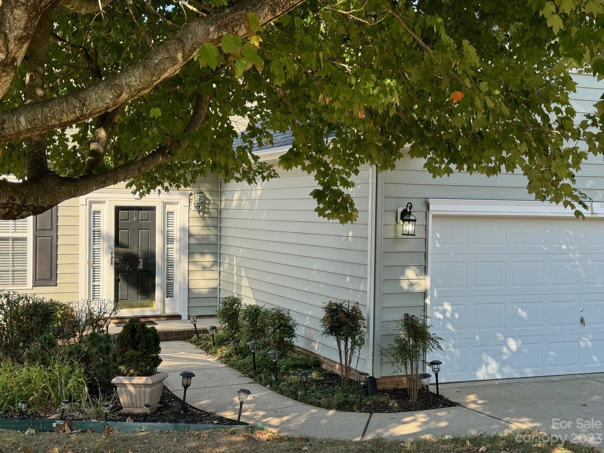 Four Seasons At Gold Hill - Residential