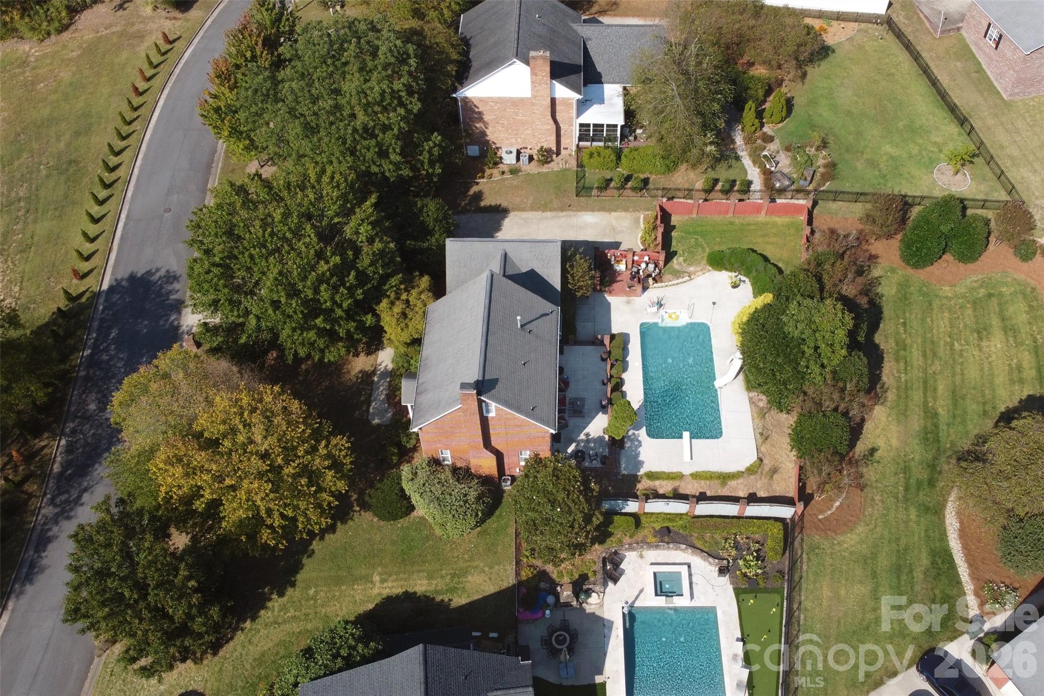 Hunters Pointe - Residential