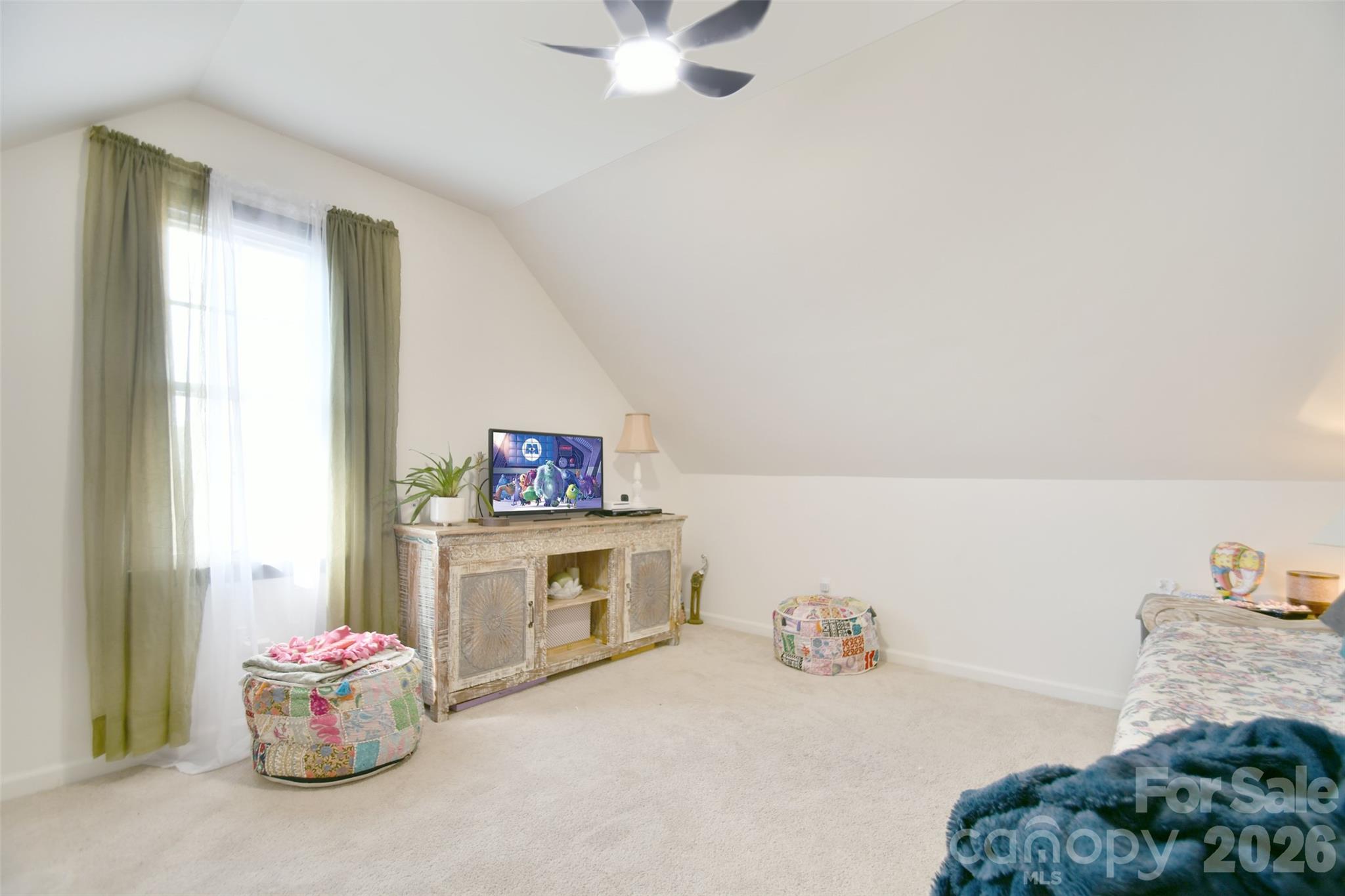 Hunters Pointe - Residential