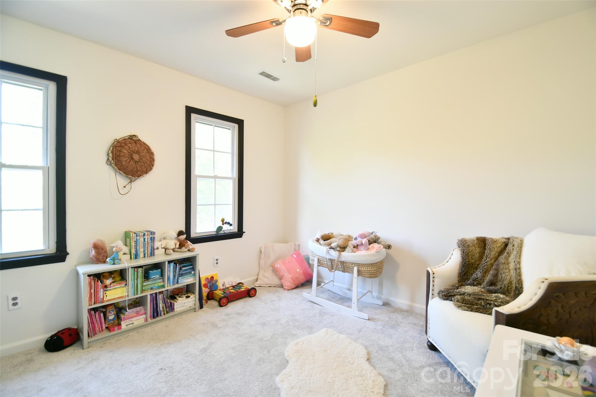 Hunters Pointe - Residential