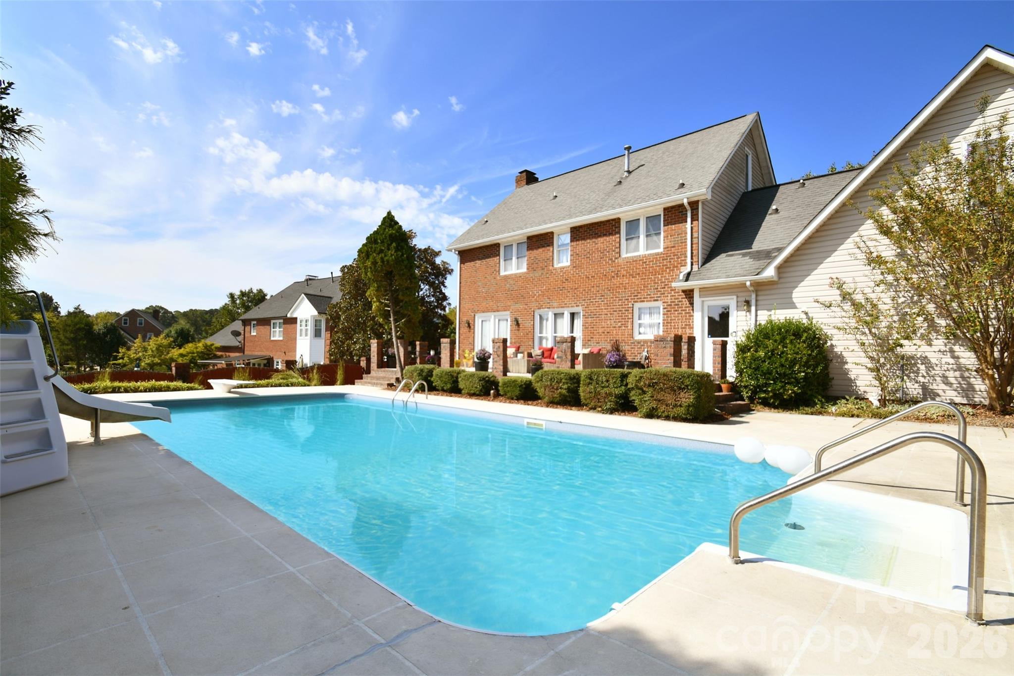 Hunters Pointe - Residential