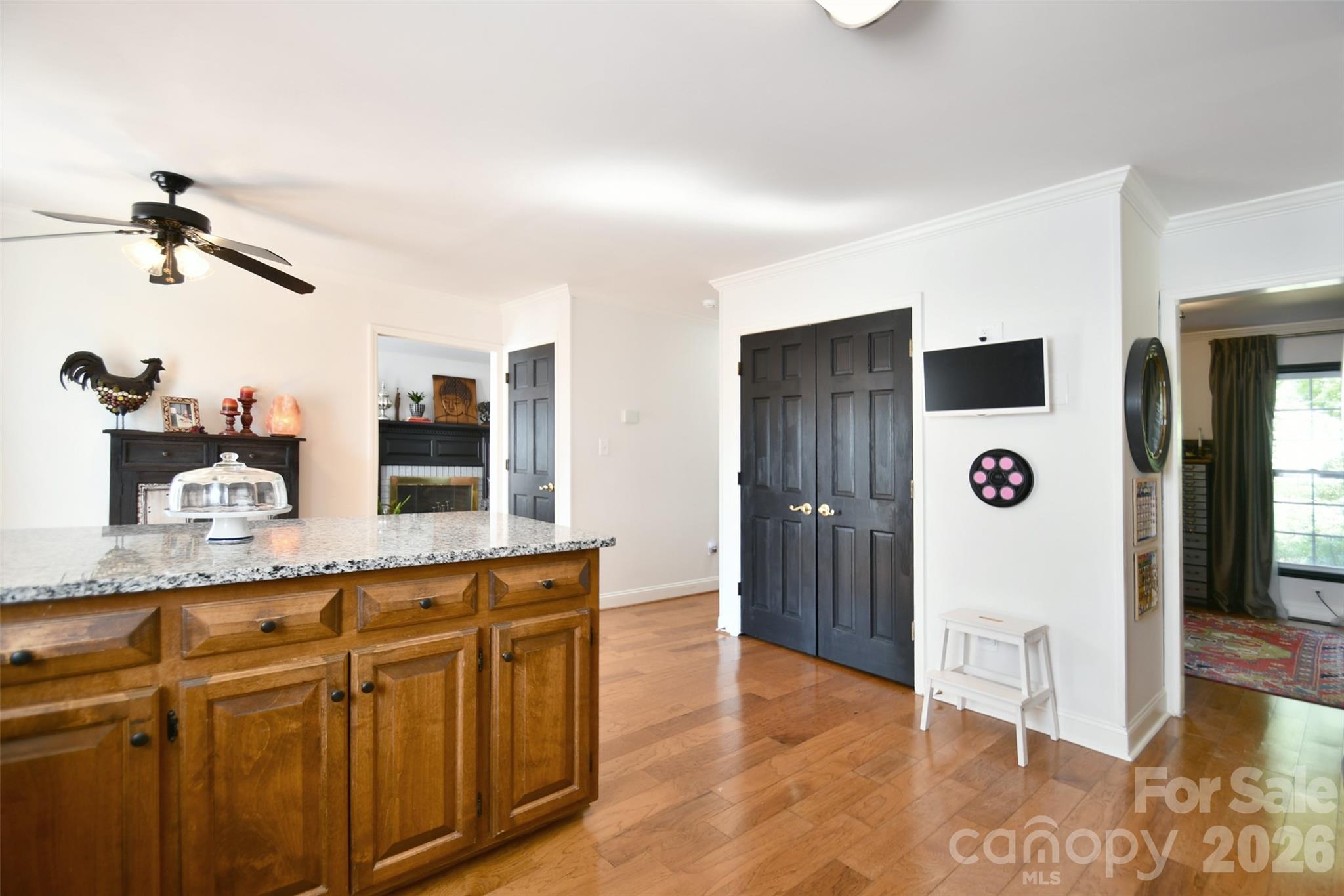 Hunters Pointe - Residential