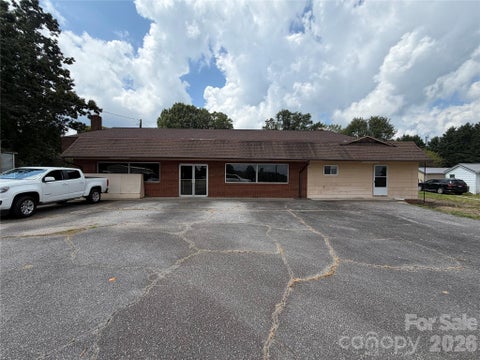 Photo of 42 Kerley Road, Taylorsville, NC 28681 (MLS # 4421677)