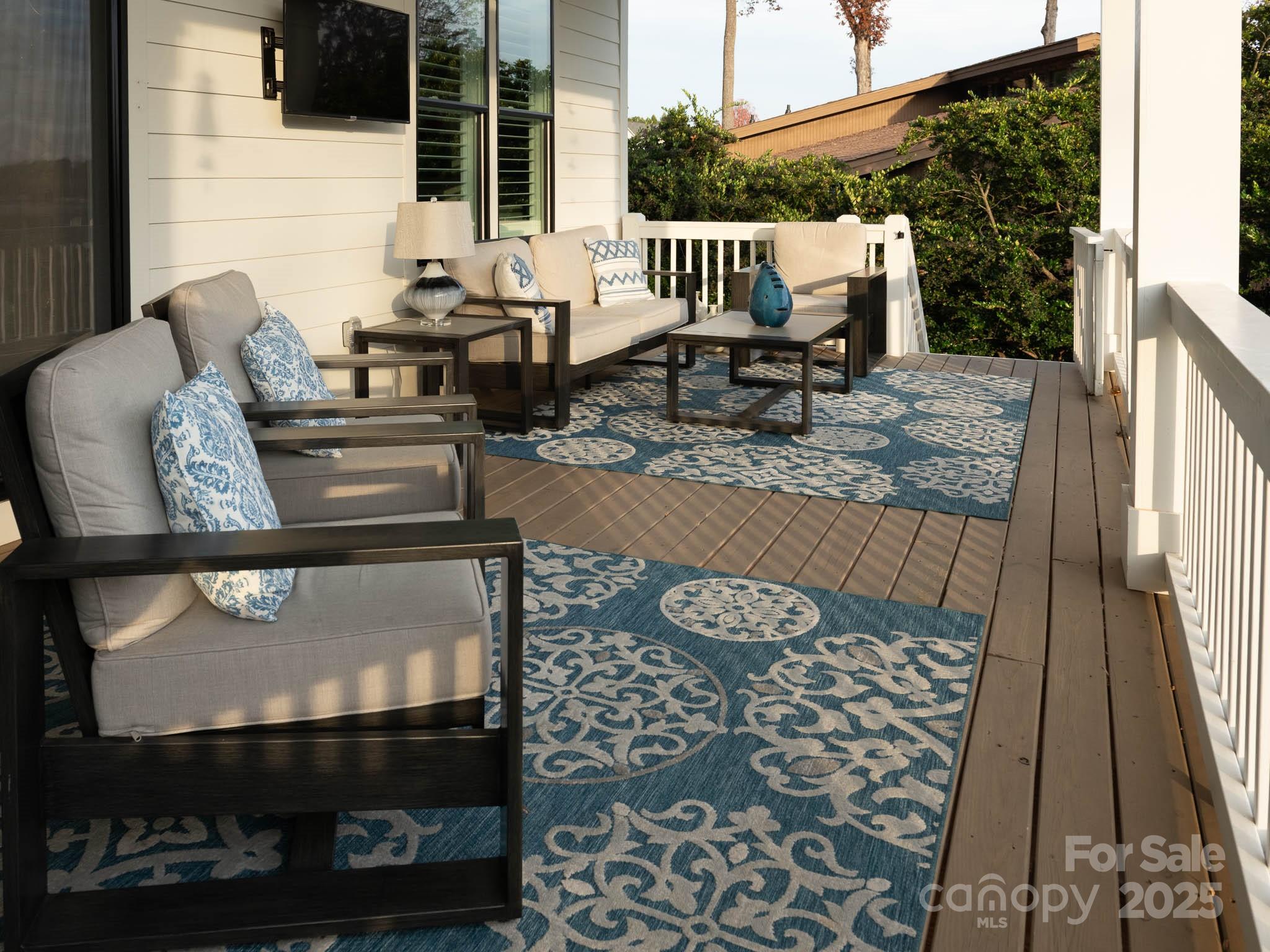 Woodland Hills - Residential