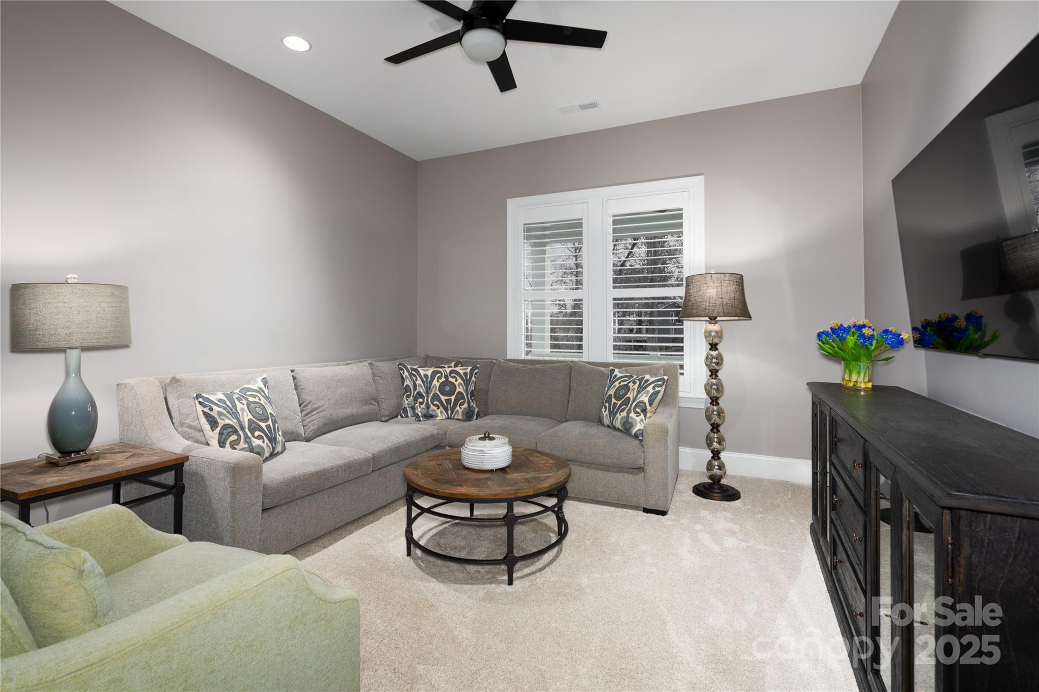 Woodland Hills - Residential