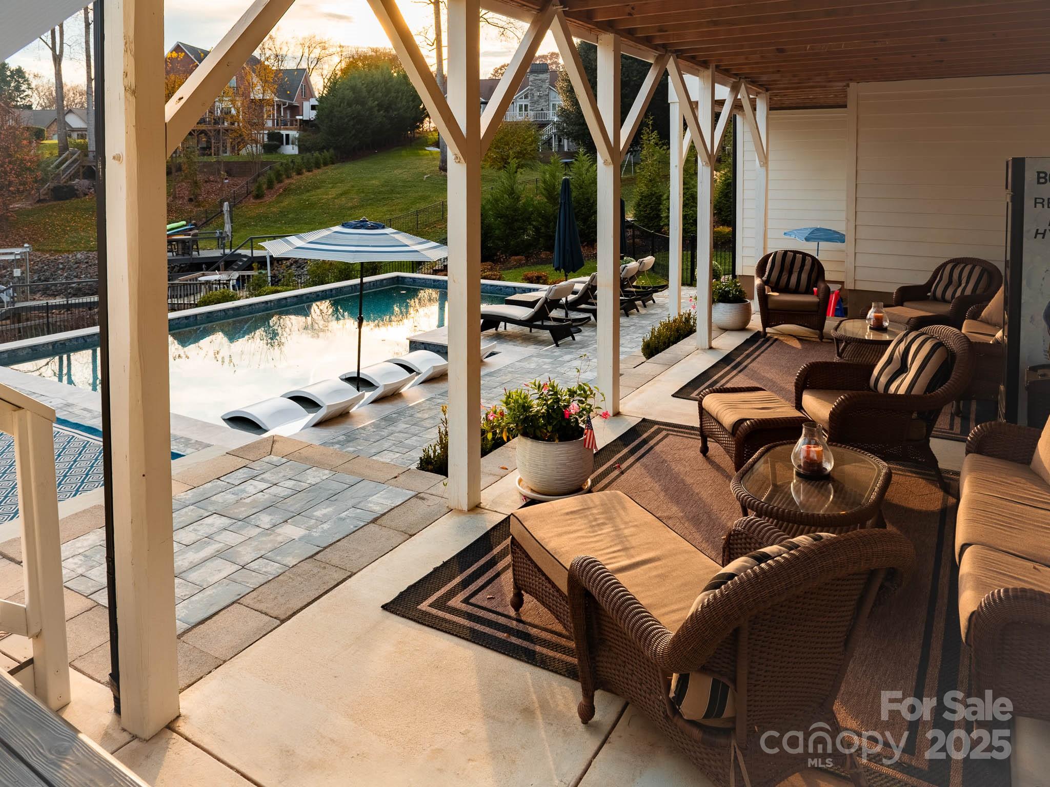 Woodland Hills - Residential