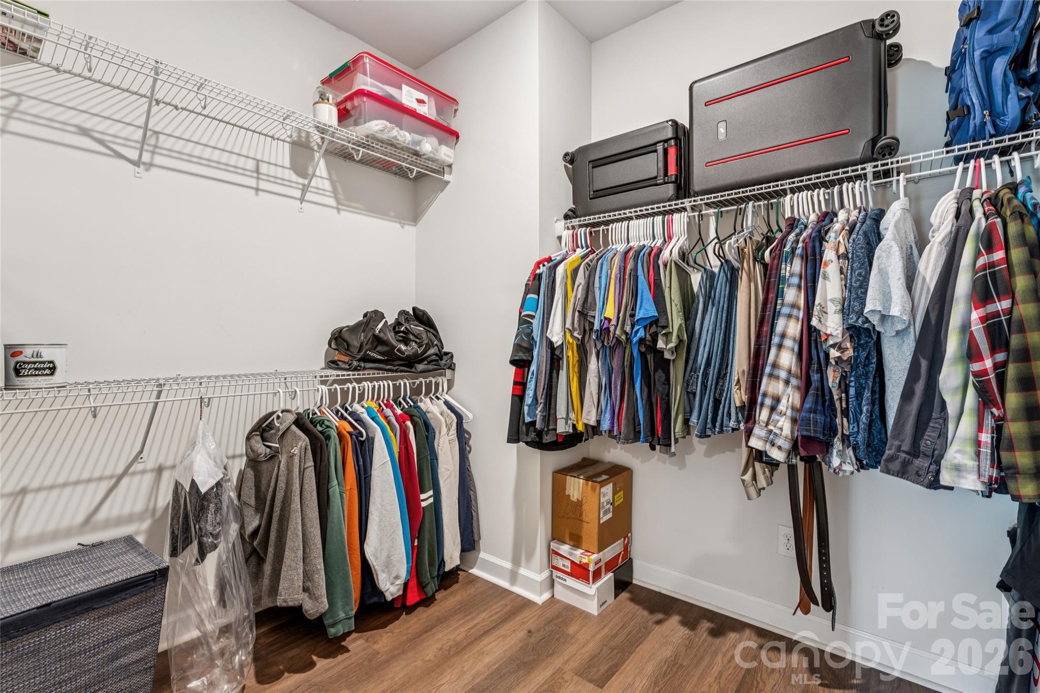 Larkhaven Hills - Residential