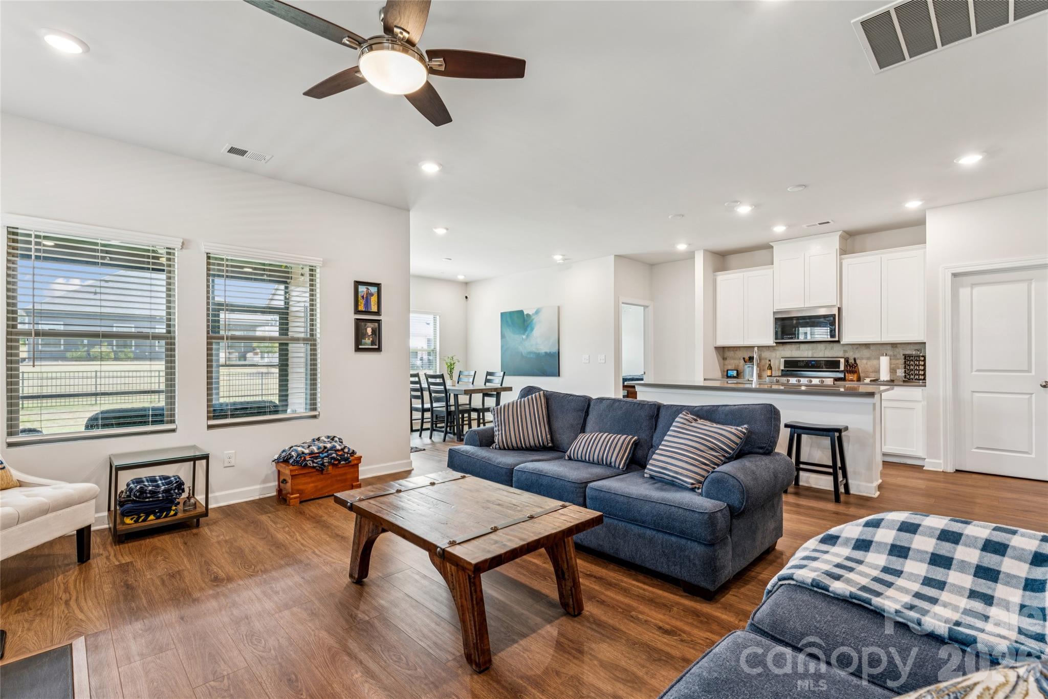 Larkhaven Hills - Residential