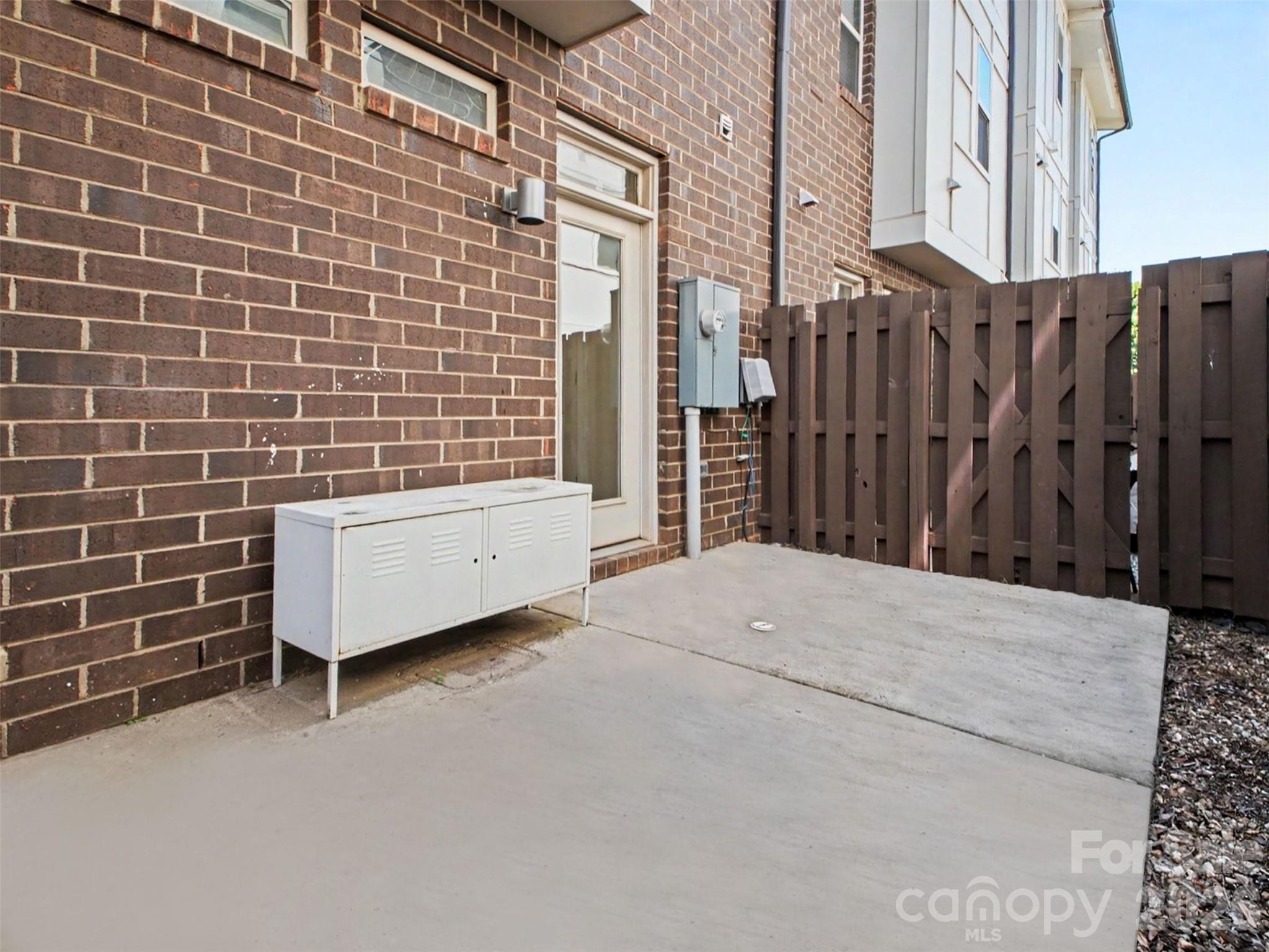 Steel Gardens - Residential