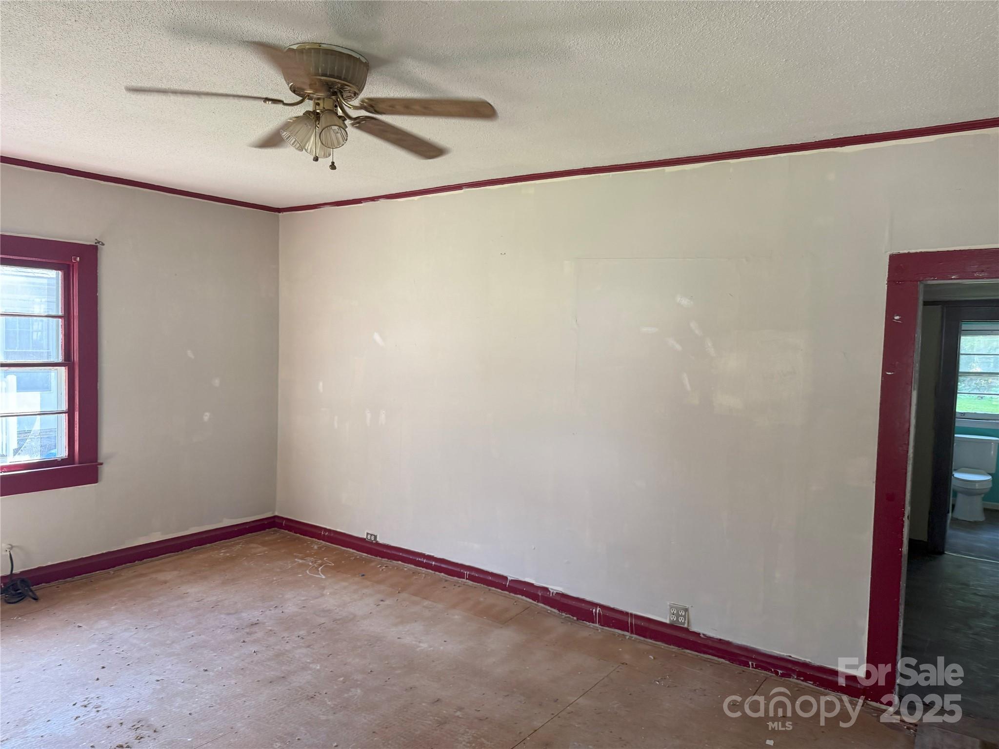208 Columbia Avenue