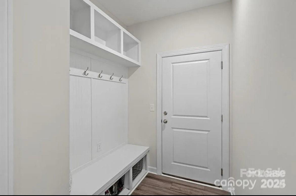 Stoneybrook Station - Residential Lease