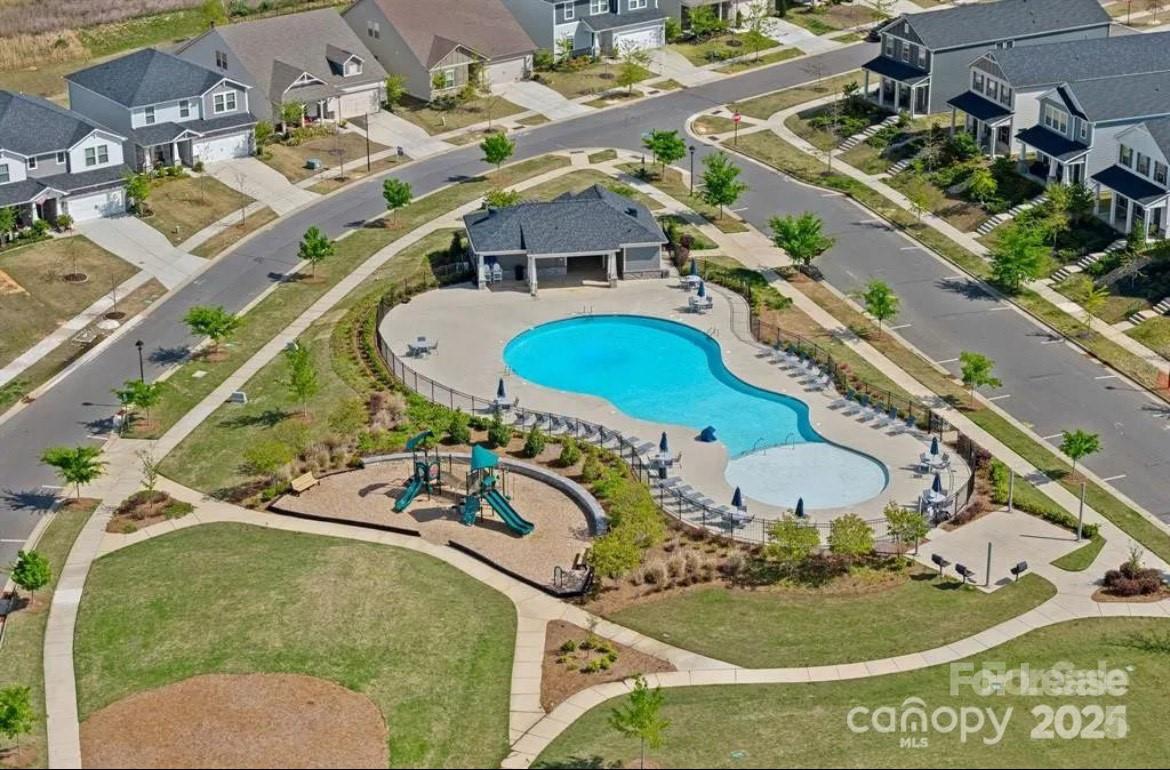 Stoneybrook Station - Residential Lease