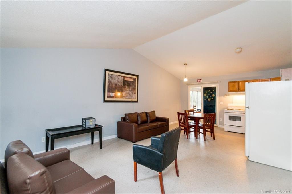 Hickory Ridge - Residential