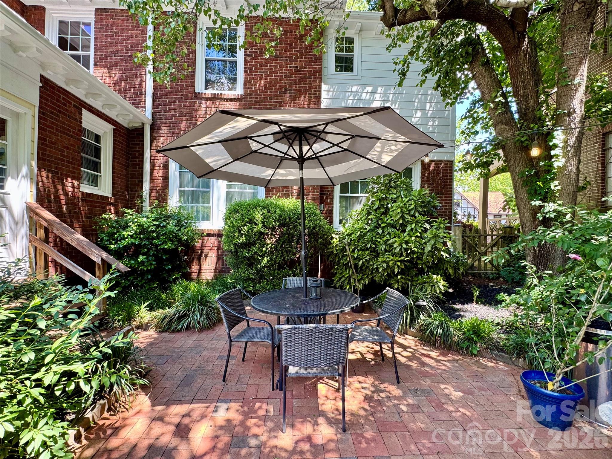 70 Washington Lane SE