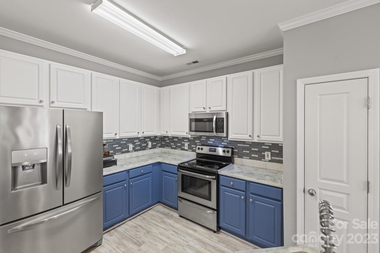 Villages of Avonlea - Residential