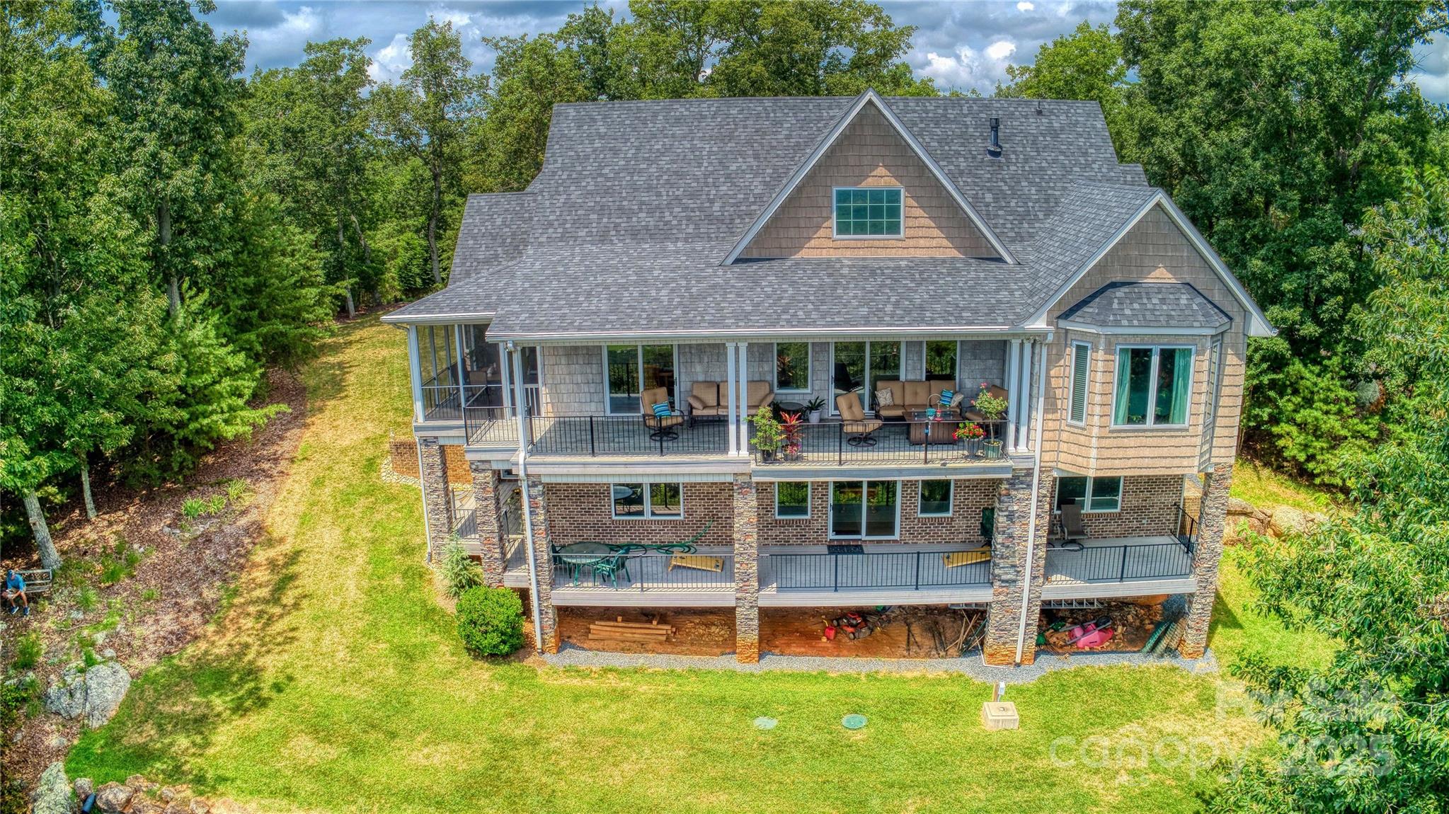 950 Sierra Trace Road