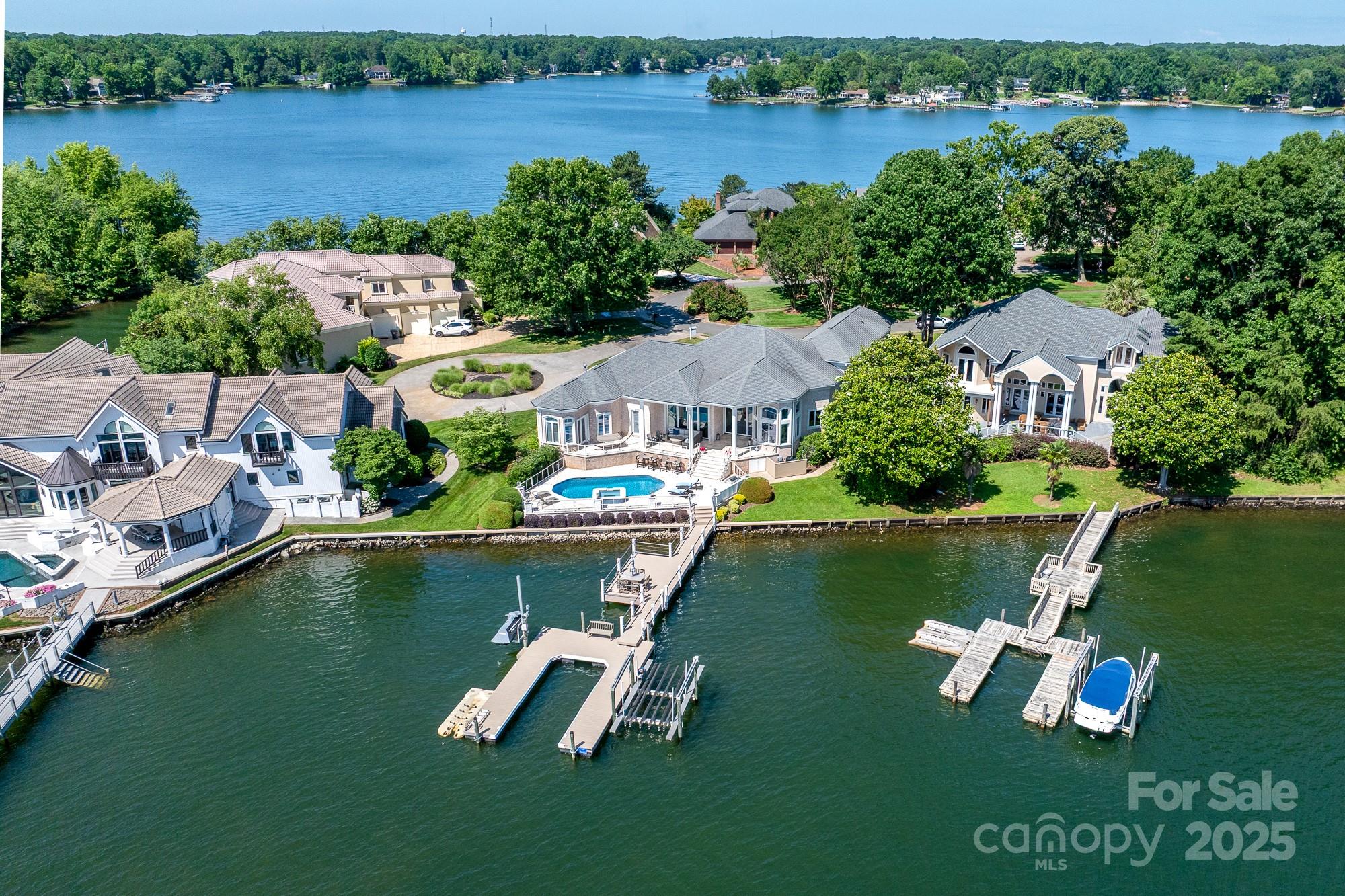 Governors Island - Residential