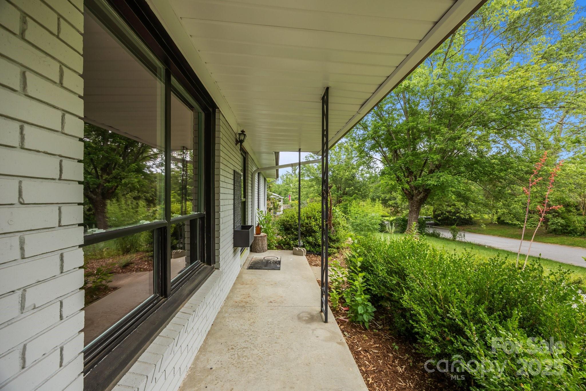 20 Summit Drive