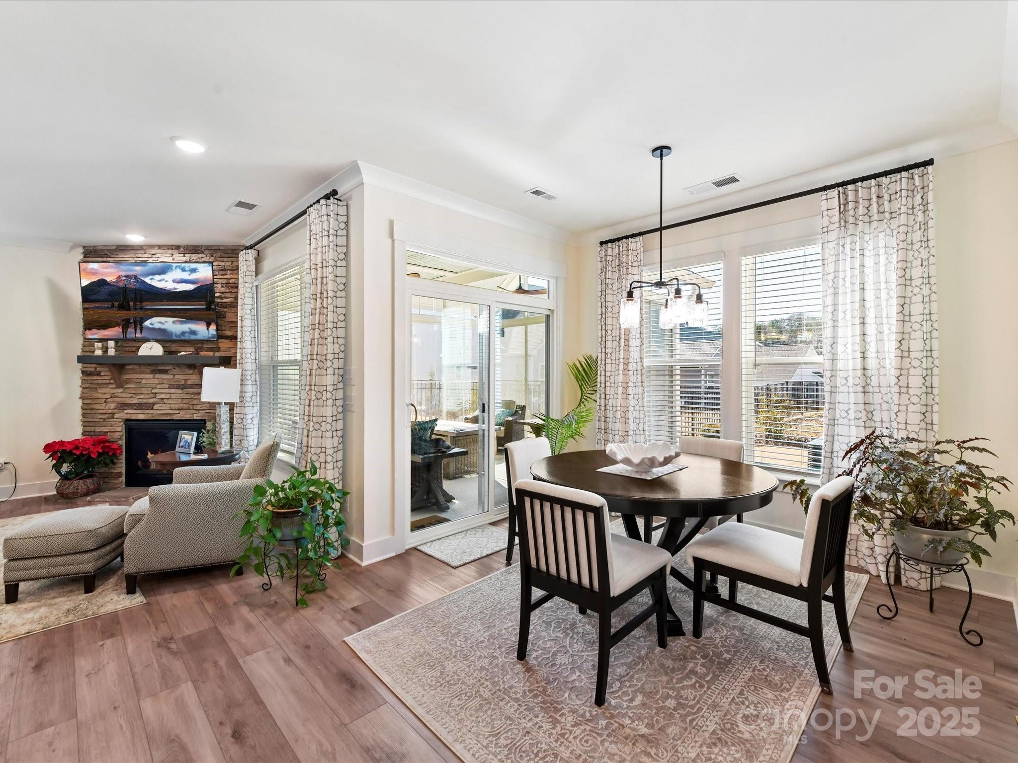 Villas At Prestwick - Residential