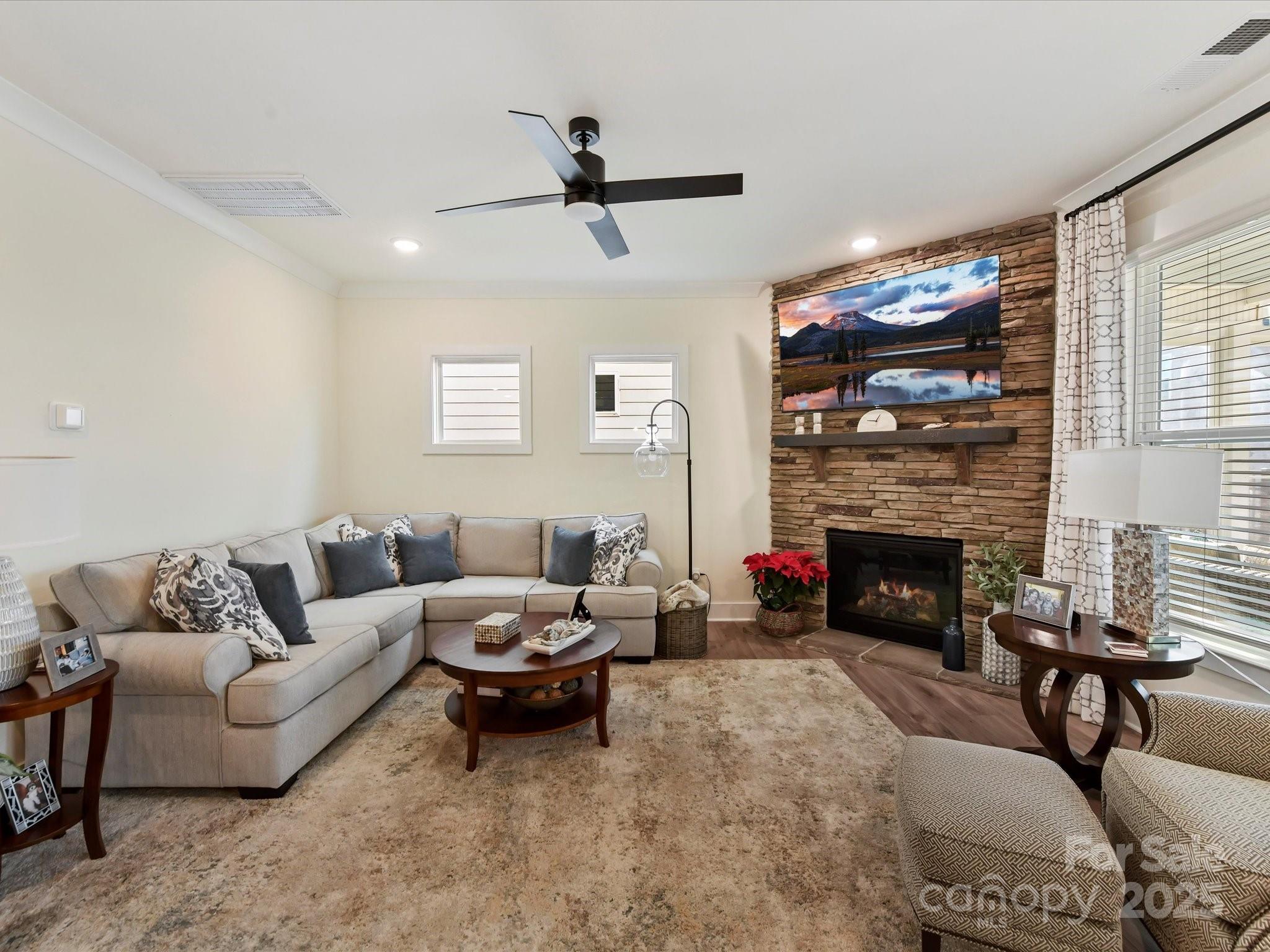 Villas At Prestwick - Residential