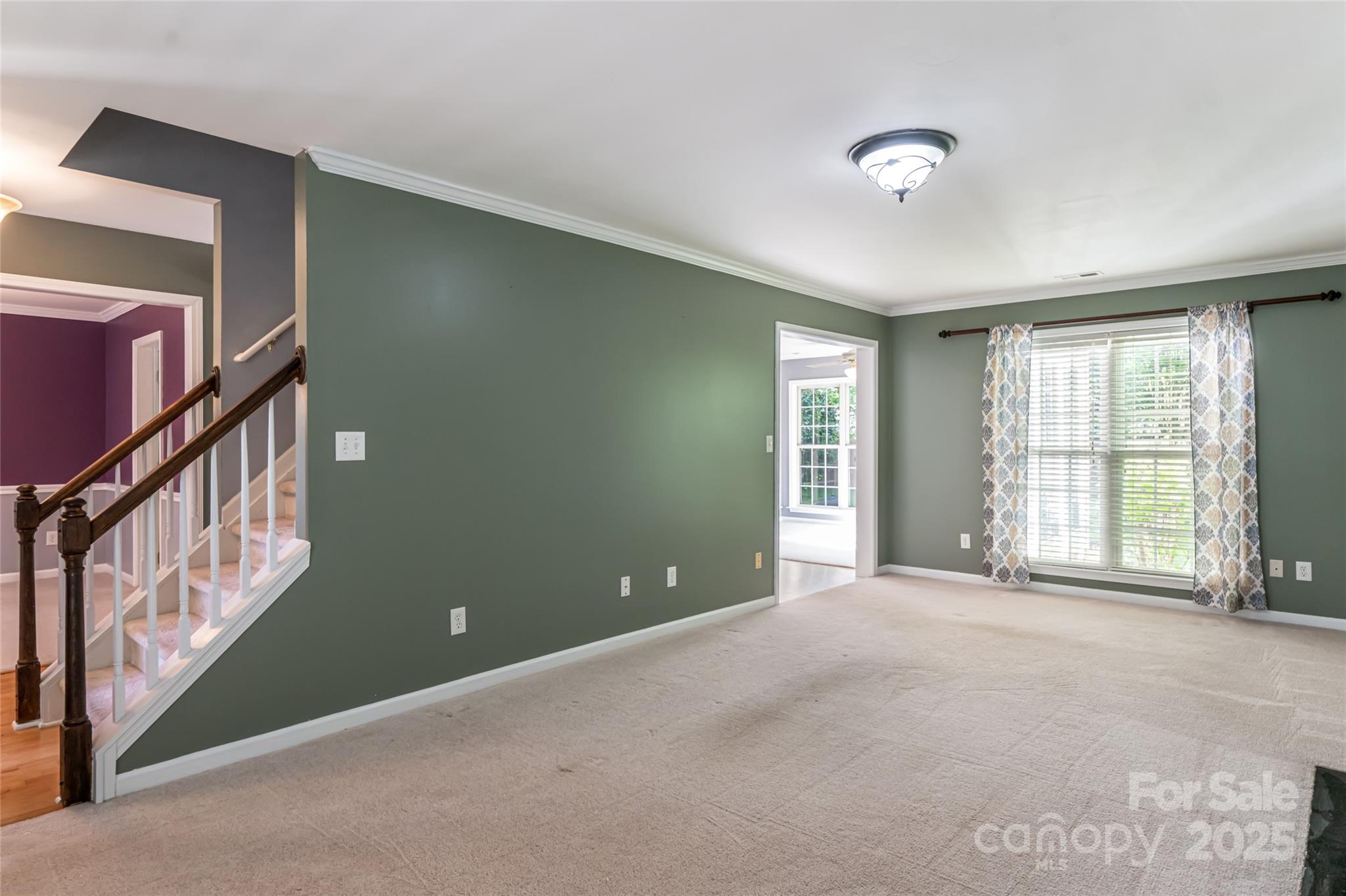 153 Rolling Meadow Road
