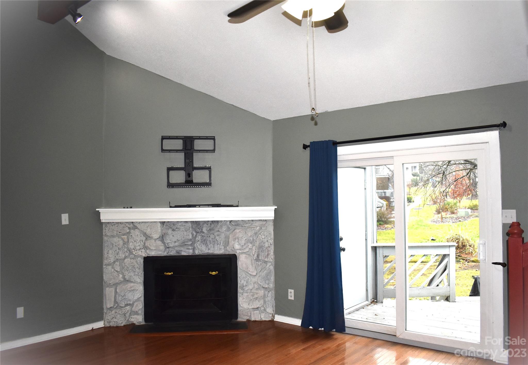 Willow Run - Residential