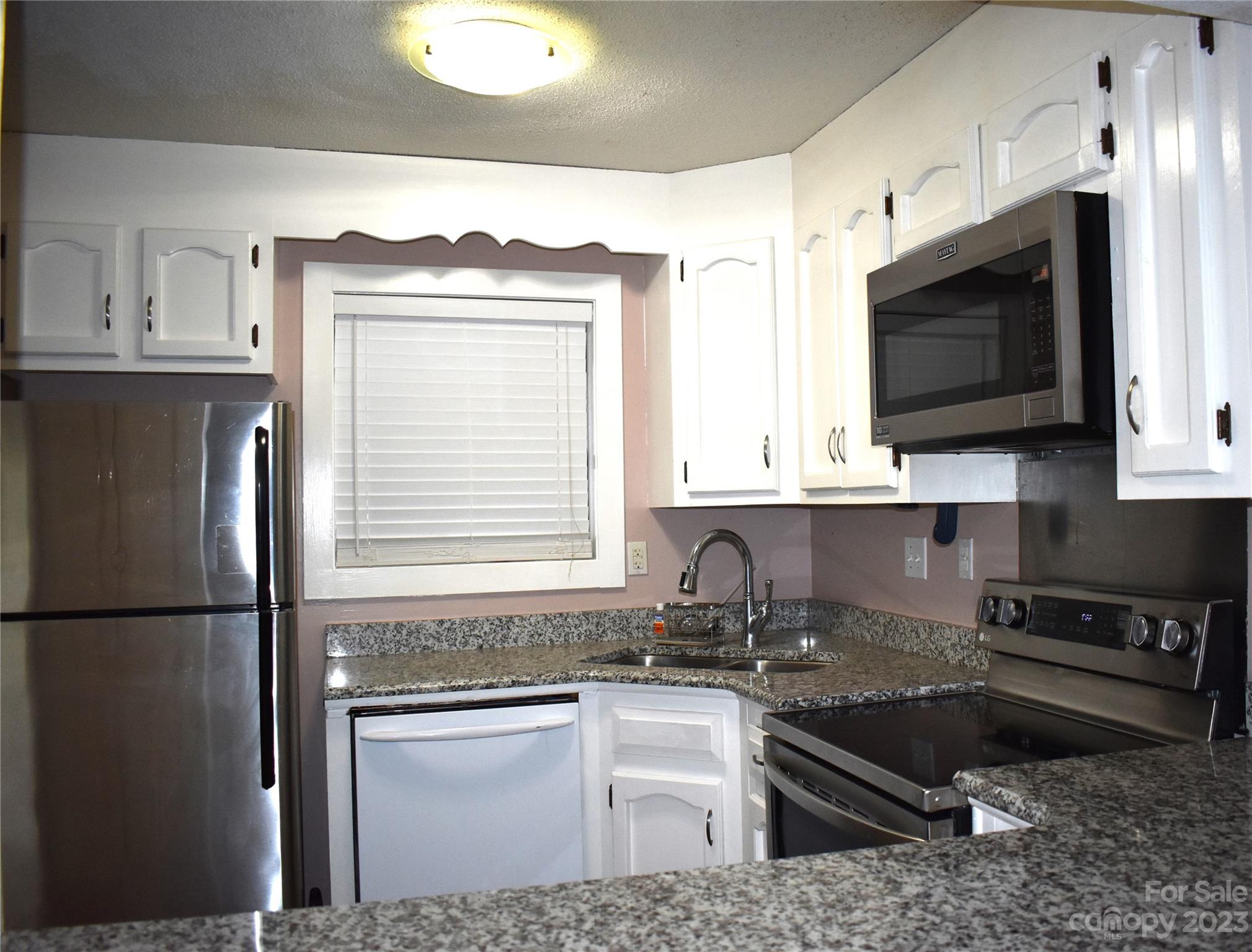 Willow Run - Residential