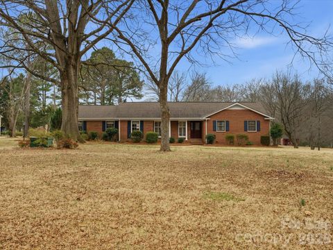 6309 Farmlake Drive Mint Hill NC 28227