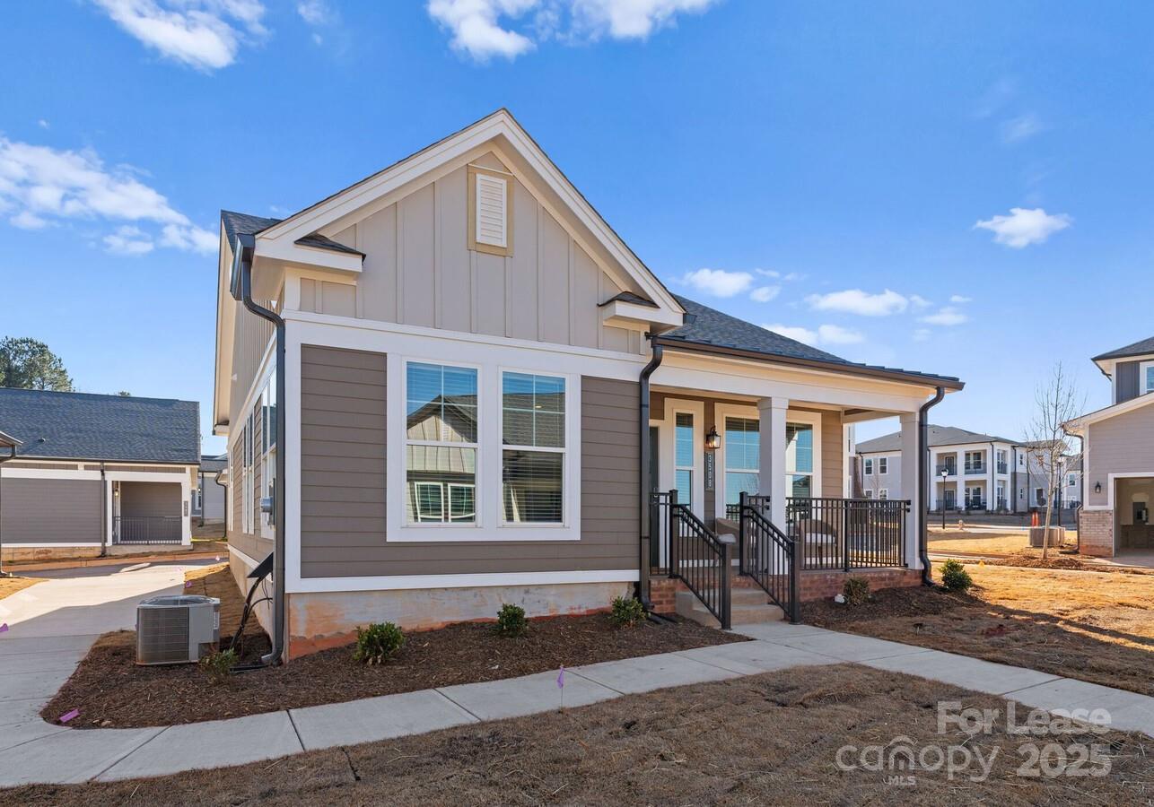 Fort Mill, South Carolina 29707, United States, 2 Bedrooms Bedrooms, ,2 BathroomsBathrooms,Residential,Active,51215