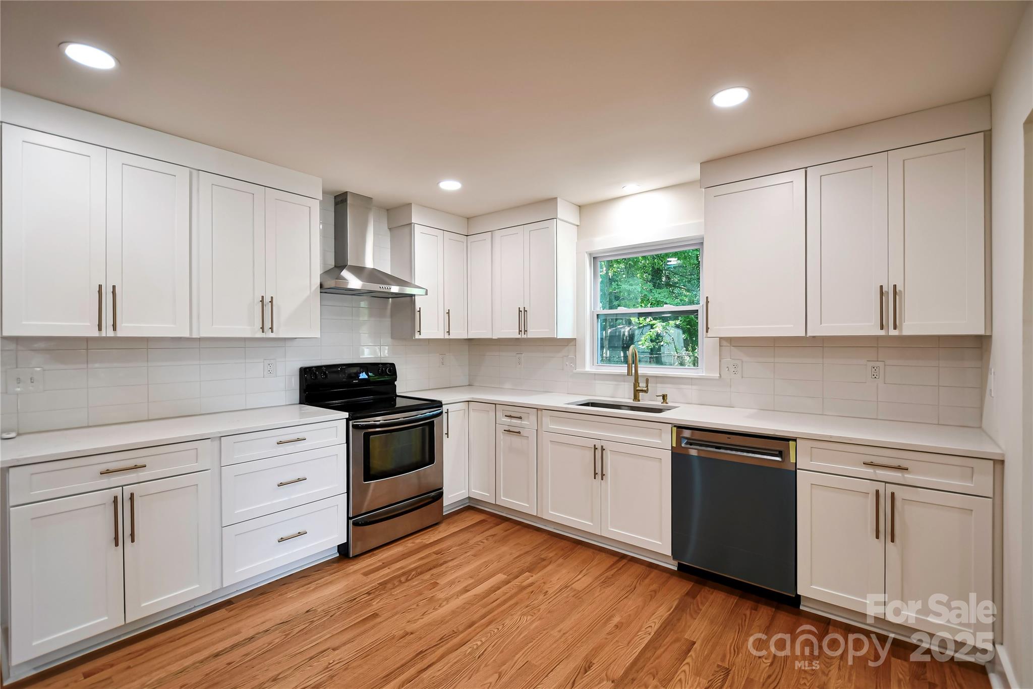 1513 Greenview Place
