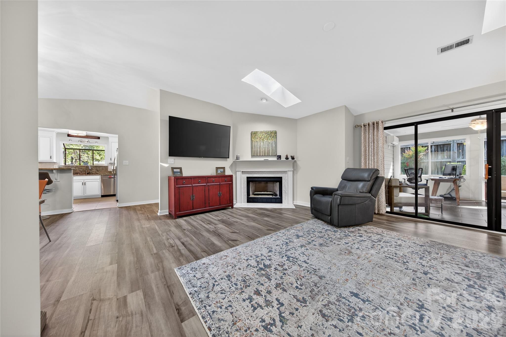 Lakes At Raintree - Residential