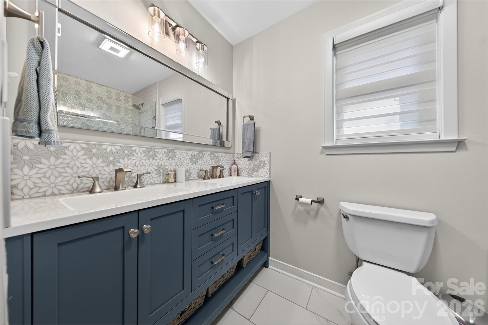 Lakes At Raintree - Residential