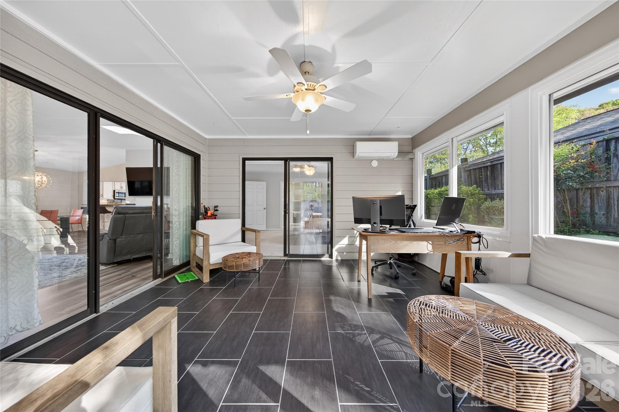 Lakes At Raintree - Residential