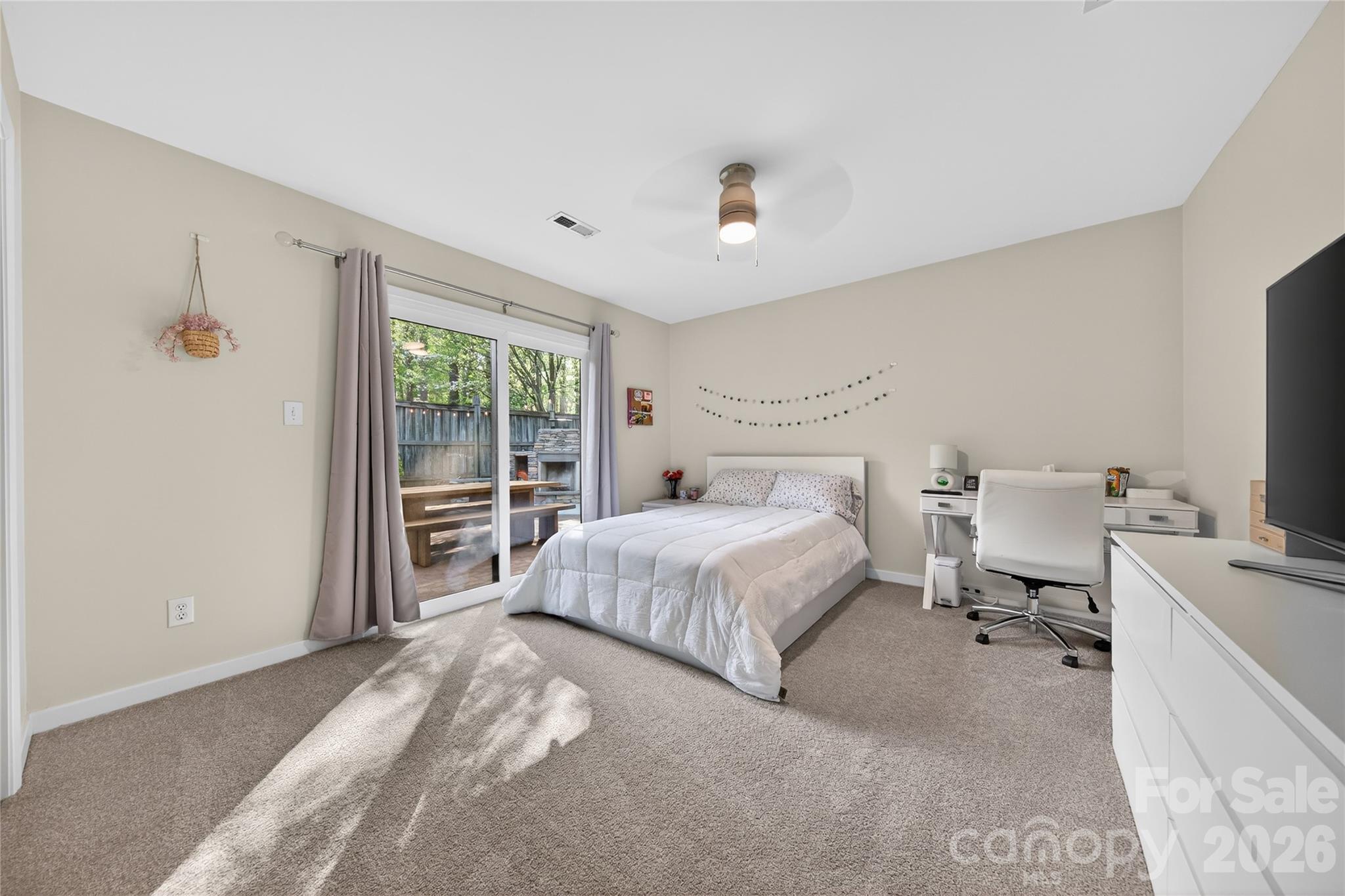 Lakes At Raintree - Residential