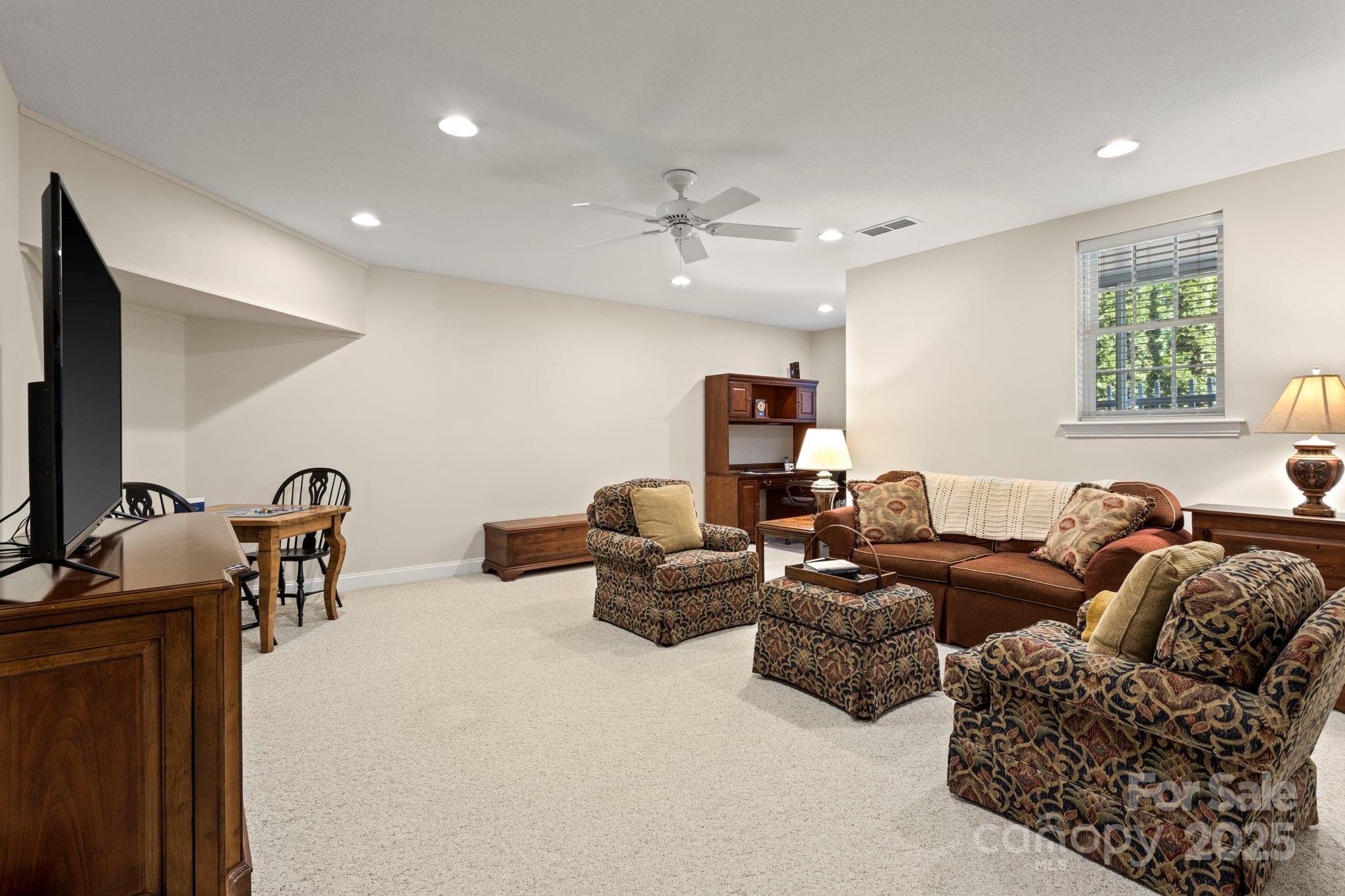 Carriage Park - Residential