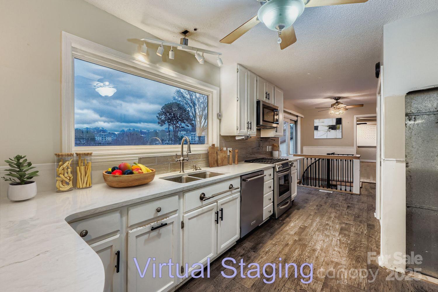 Queens Cove - Residential