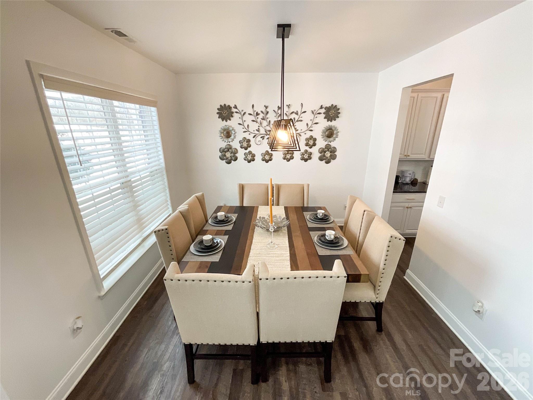 5918 Sikes Mill Road