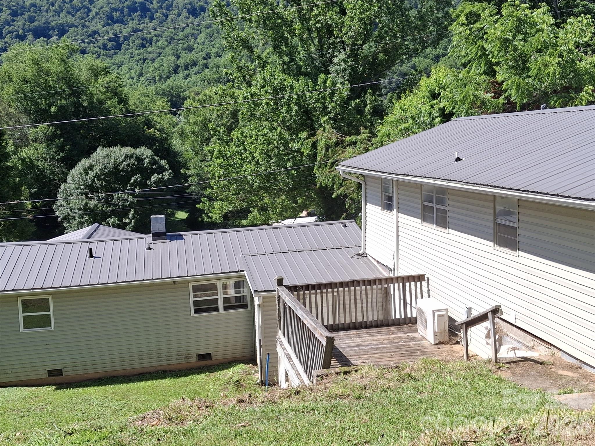 2795 Old Henson Cove Road