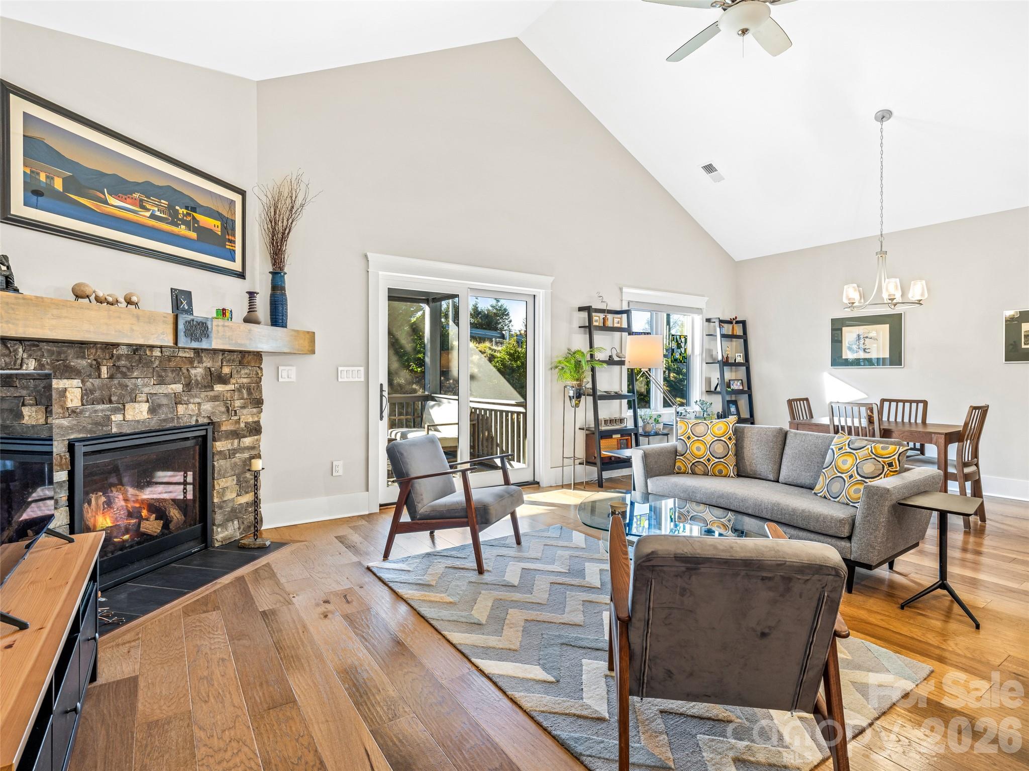 Cummings Cove - Residential