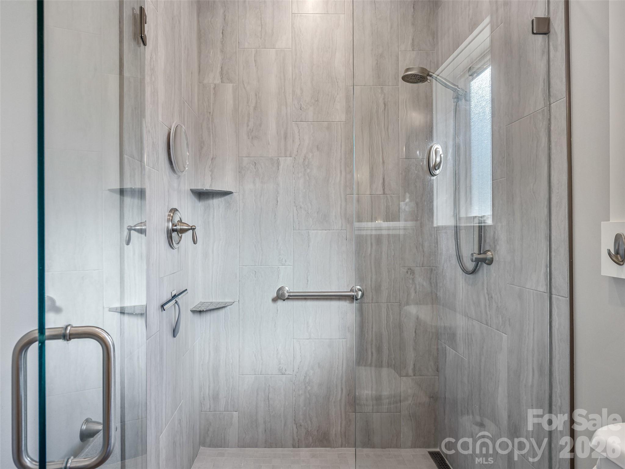 Cummings Cove - Residential