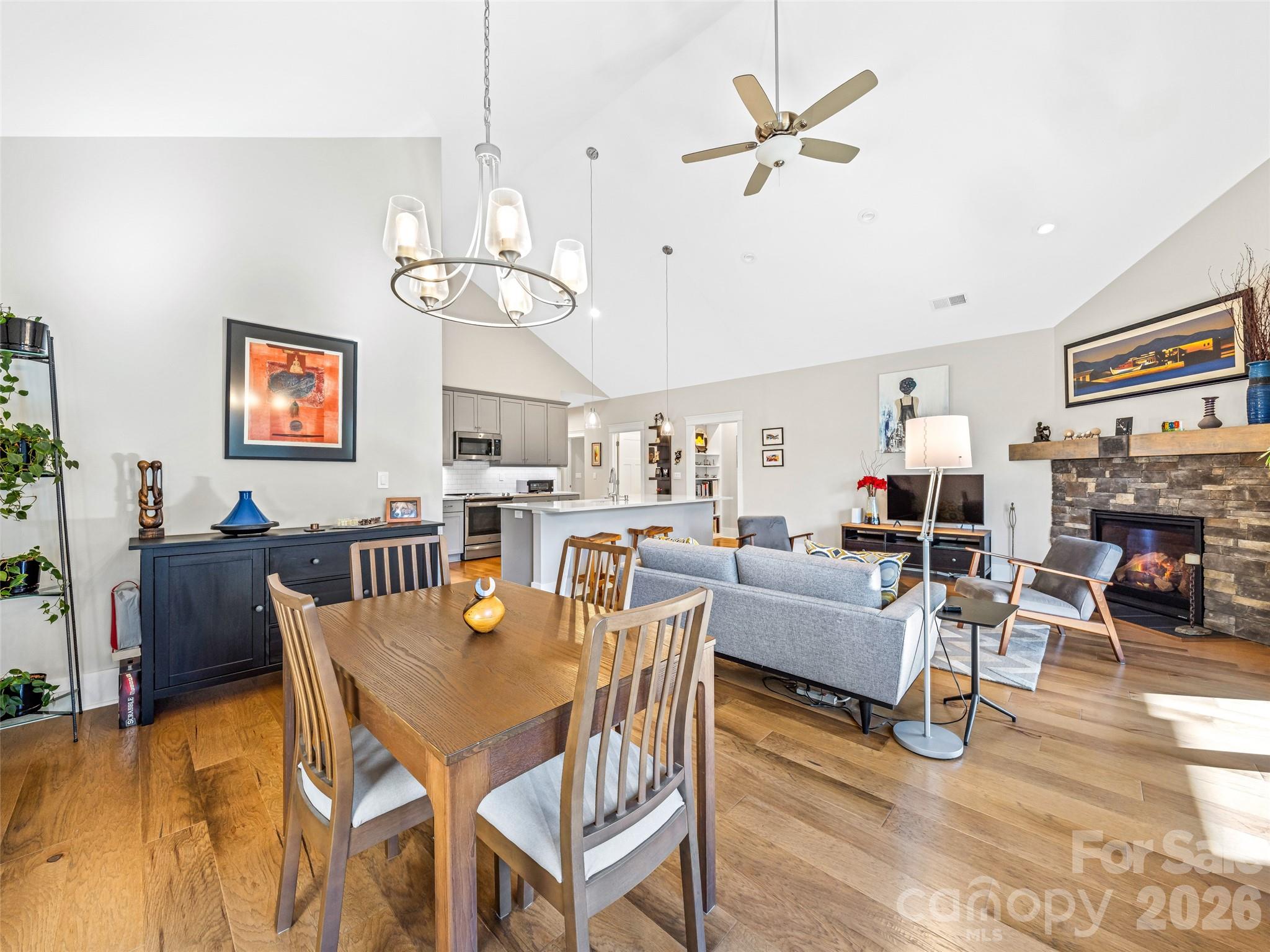 Cummings Cove - Residential