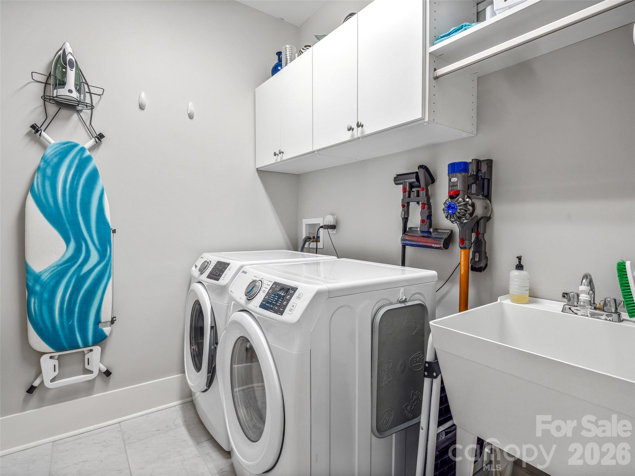 Cummings Cove - Residential