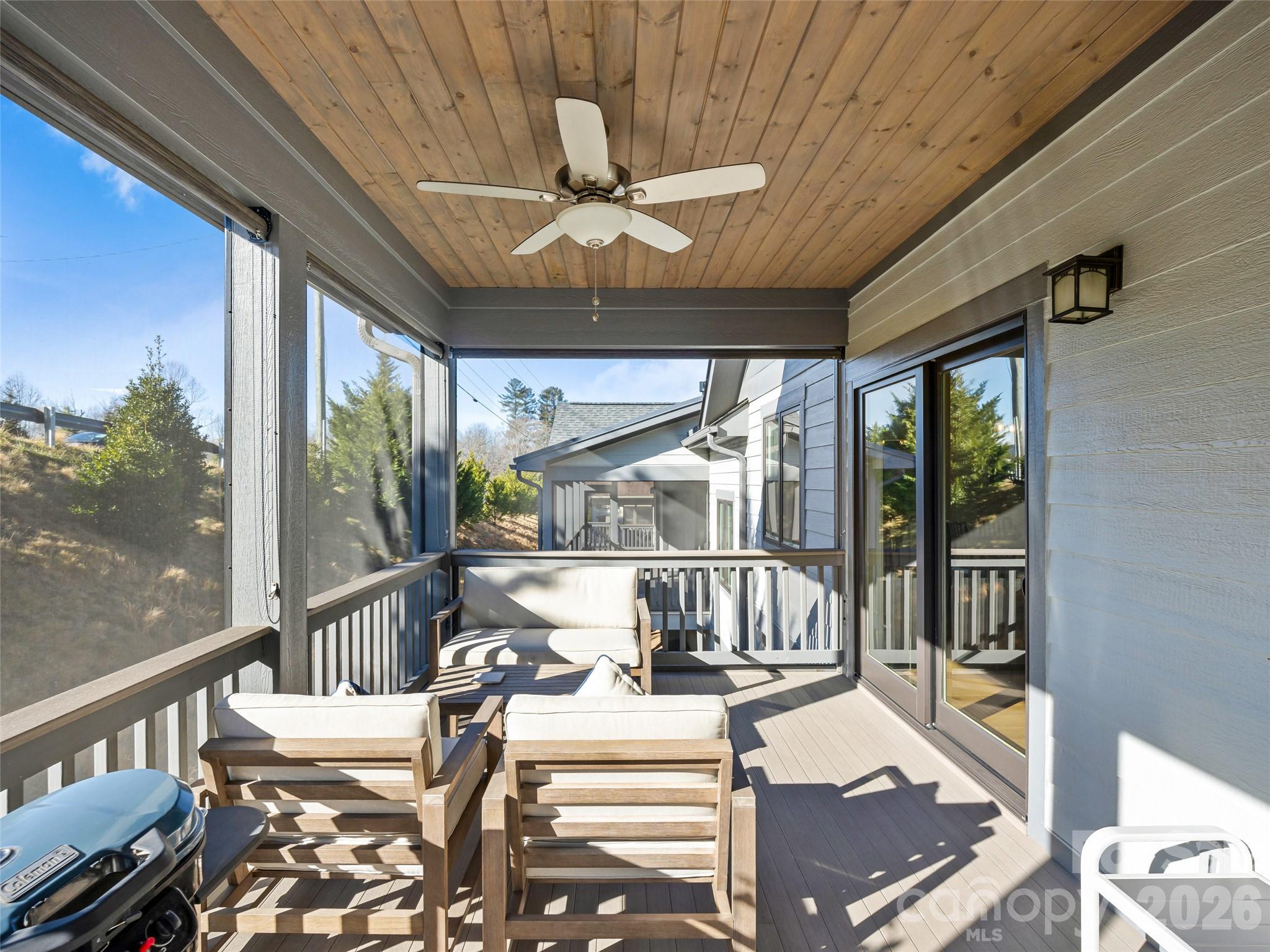 Cummings Cove - Residential