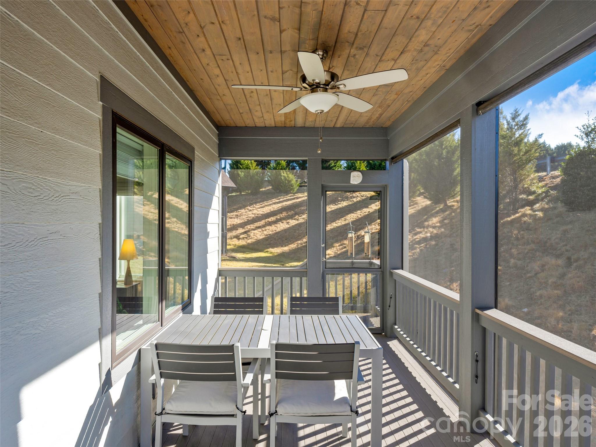 Cummings Cove - Residential